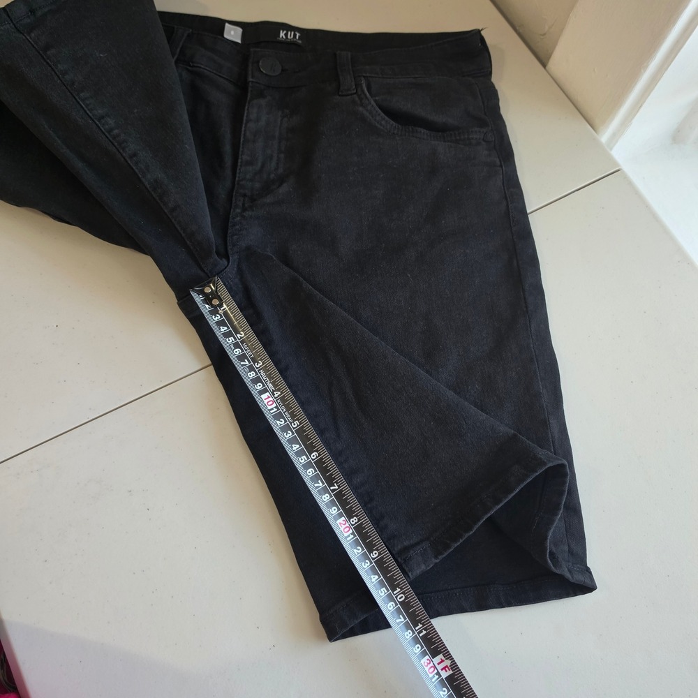 Kut from the Kloth Shorts Women 6 Black Bermuda Denim Stretchy Minimalist Vacay - Picture 6 of 9